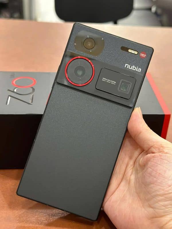 Nubia z60 ultra 12/256 GB 03230916581 my what'sap 2