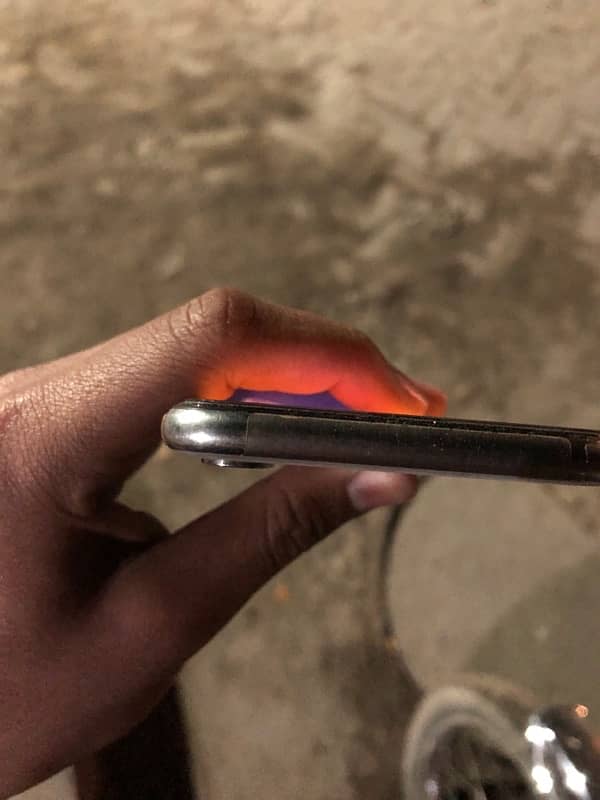 iPhone X 256 gb factory unlock 90 halth 10 by 10 2