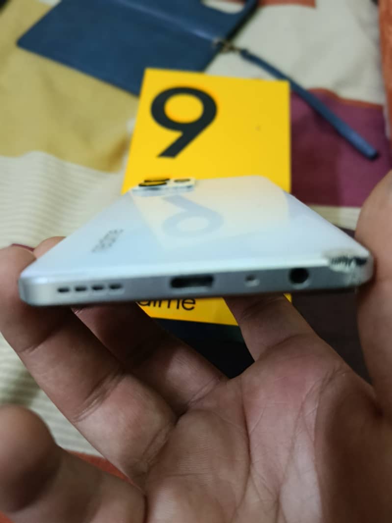 Realme 9 (8/128) 5