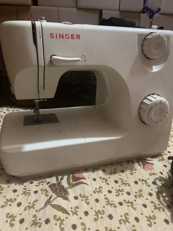 singer swing machine with box 1