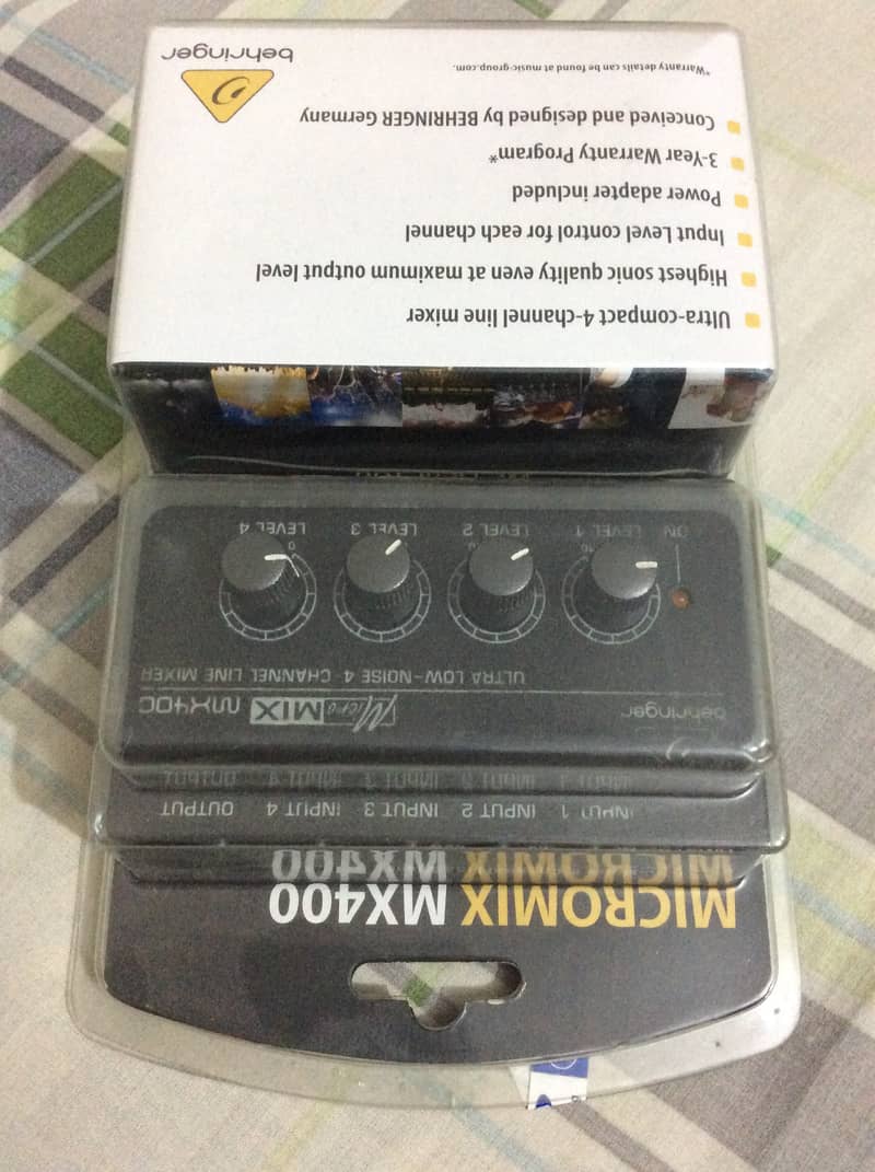 Behringer MIcroMix MX-400 2