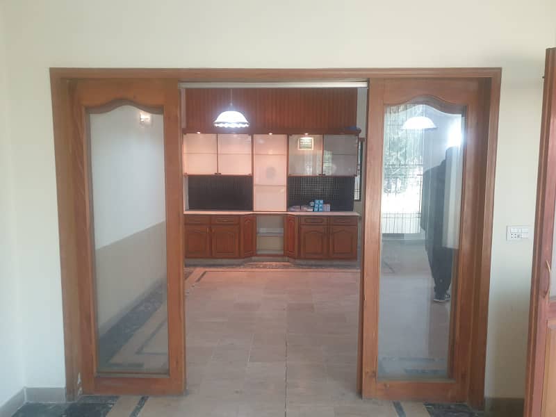 10 Marla Corner Beautiful House Available For Sale in J Block DHA Phase 1 Lahore 2