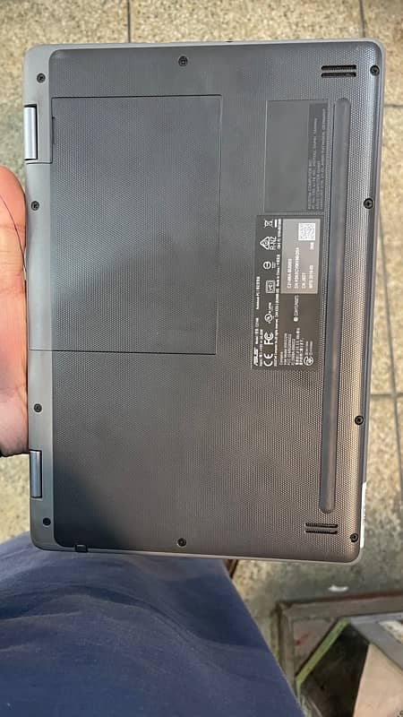 Asus Chromebook 4/32gb 3