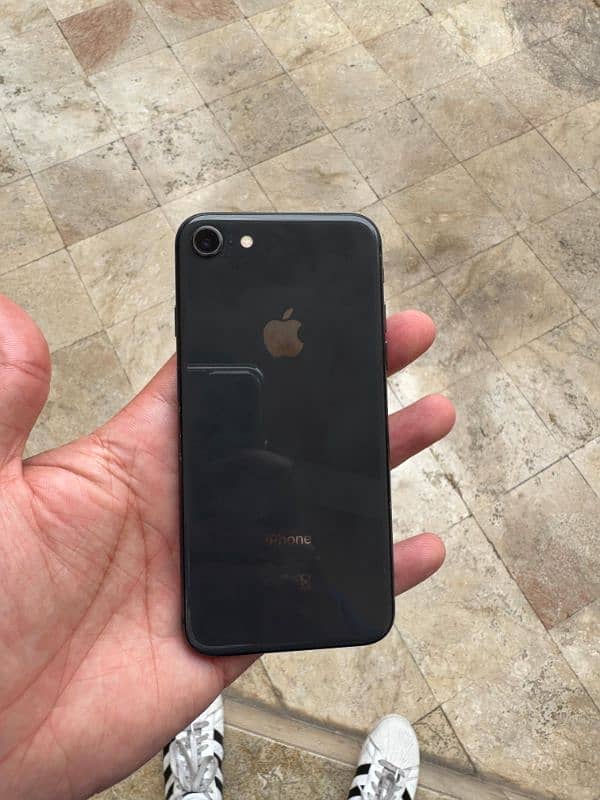 Apple iphone 8 64gb non pta 1