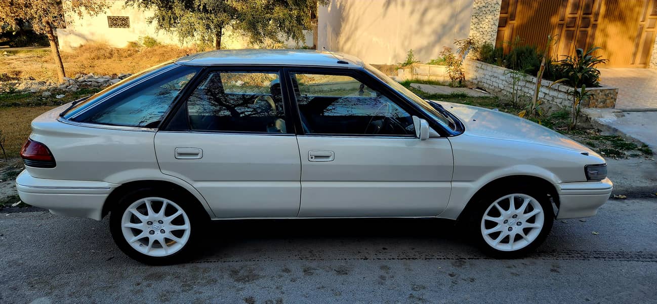 Toyota Sprinter 1989 Liftback 1