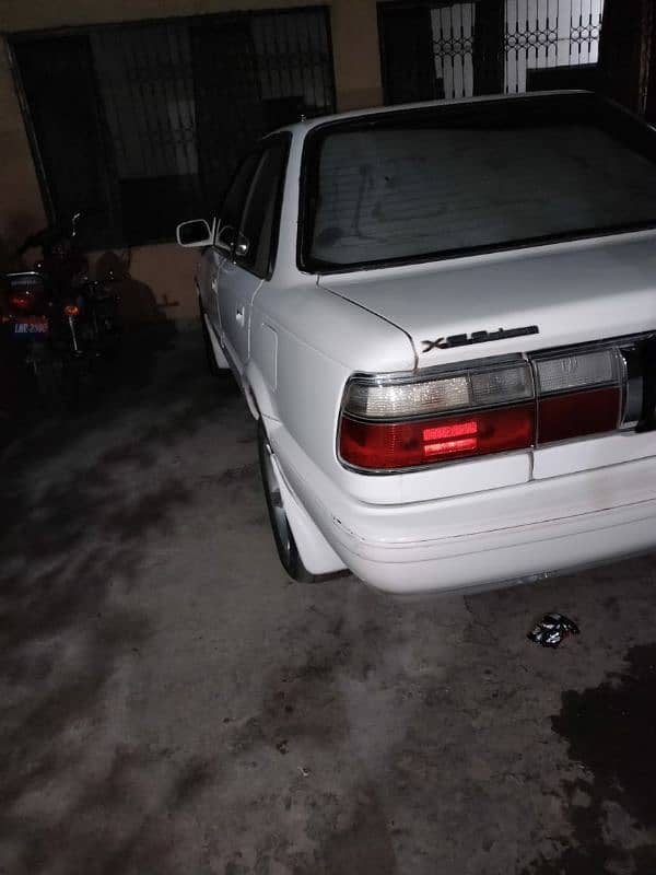 Toyota Corolla 1988 7