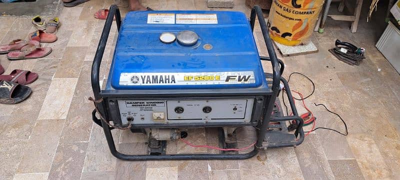 YAMAHA Generator 10/10 condition heavy duty A-one working condition 5