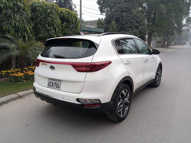 KIA Sportage 2020 FWD Minor touchups Mint condition urgent Sale 3