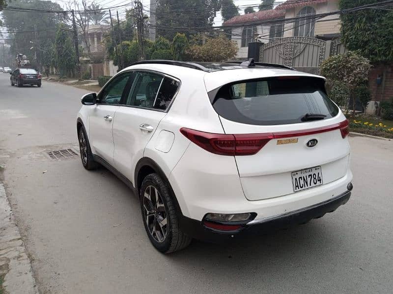 KIA Sportage 2020 FWD Minor touchups Mint condition urgent Sale 4