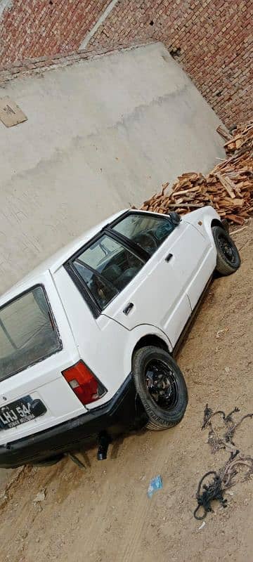 Daihatsu Charade 1983 2