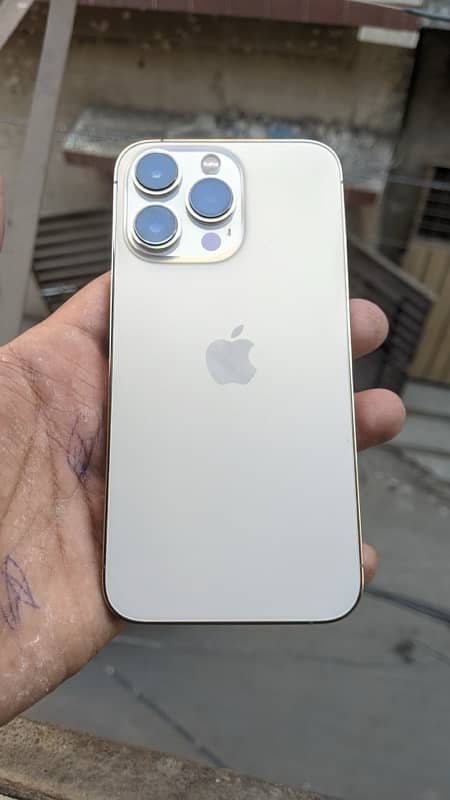 Iphone 13 pro waterpack urgent sale 0