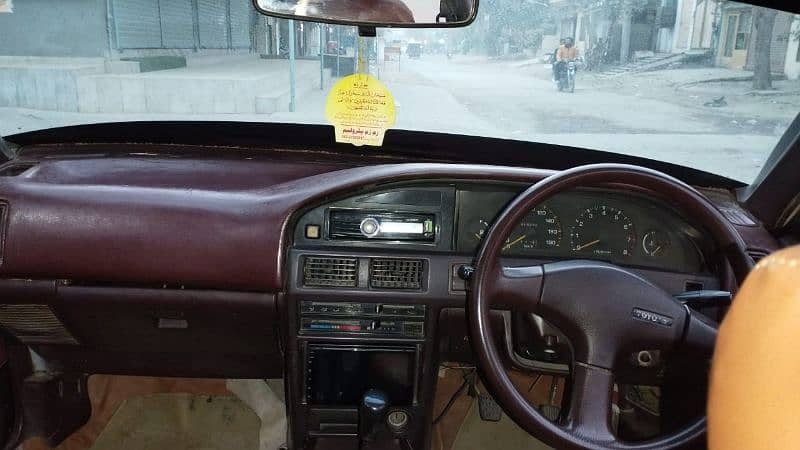 Toyota Corolla 2.0 D 1988 lpg petro 2 pe chalo ha 1