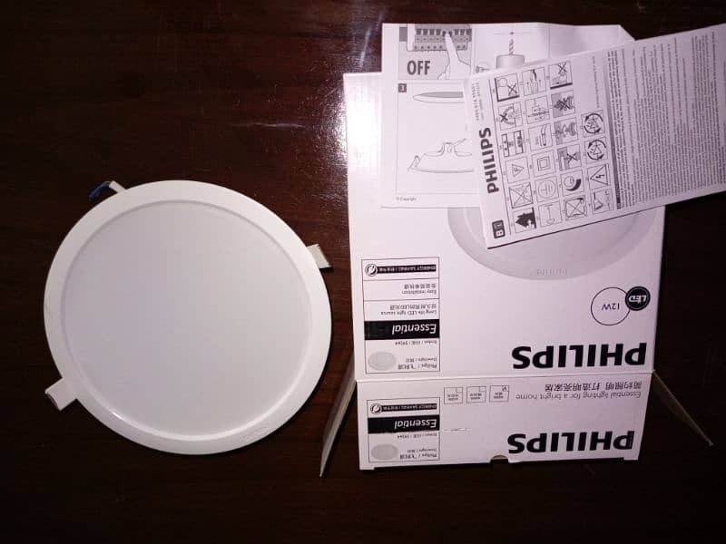 Philips 12W LED Light 0