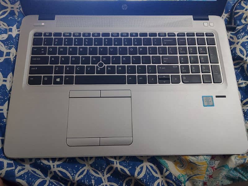 HP elitebook 850 G3  core i5 6gen 2