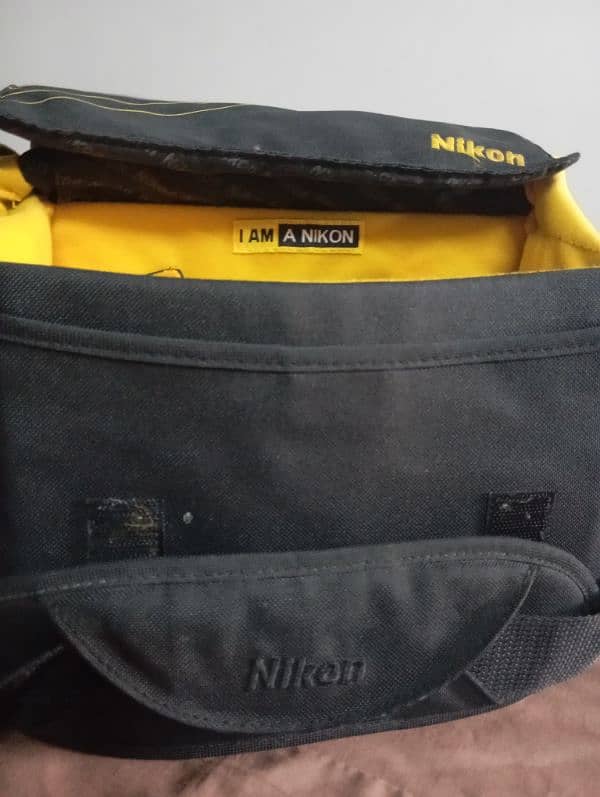 Nikon DSLR camera brought from Saudia 6