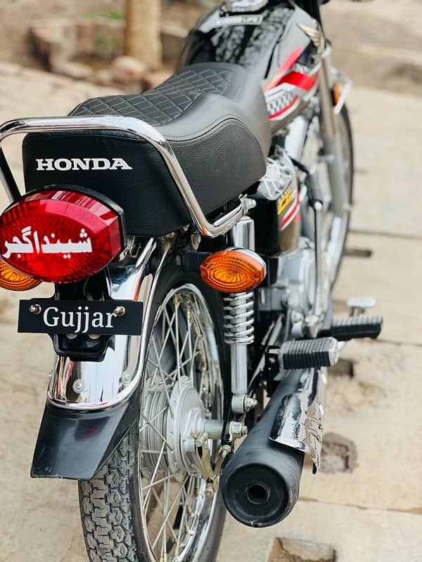 HonDa 125 2