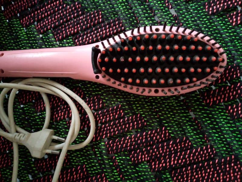 Straightener brush Straightener 0