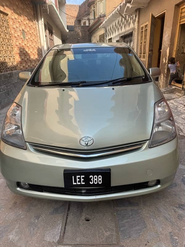 Toyota Prius 2007 model 2012 import 3