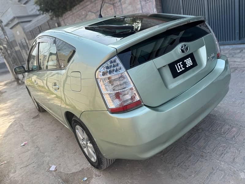 Toyota Prius 2007 model 2012 import 6