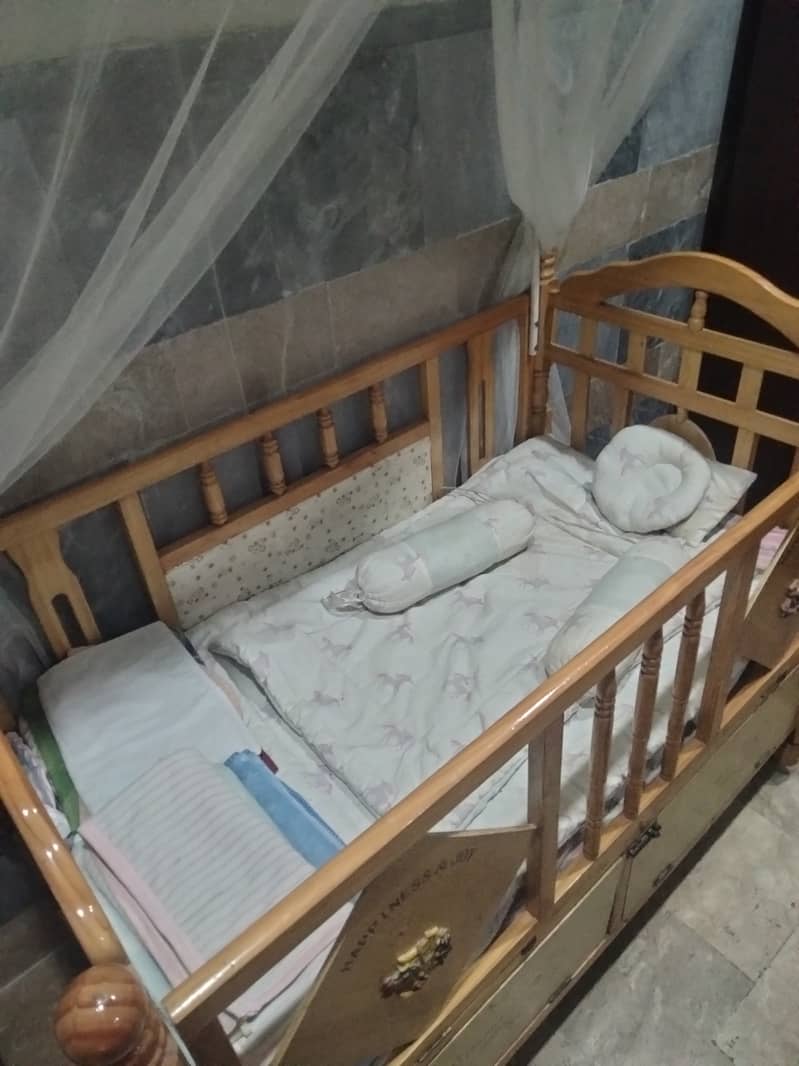 Baby Crib 2