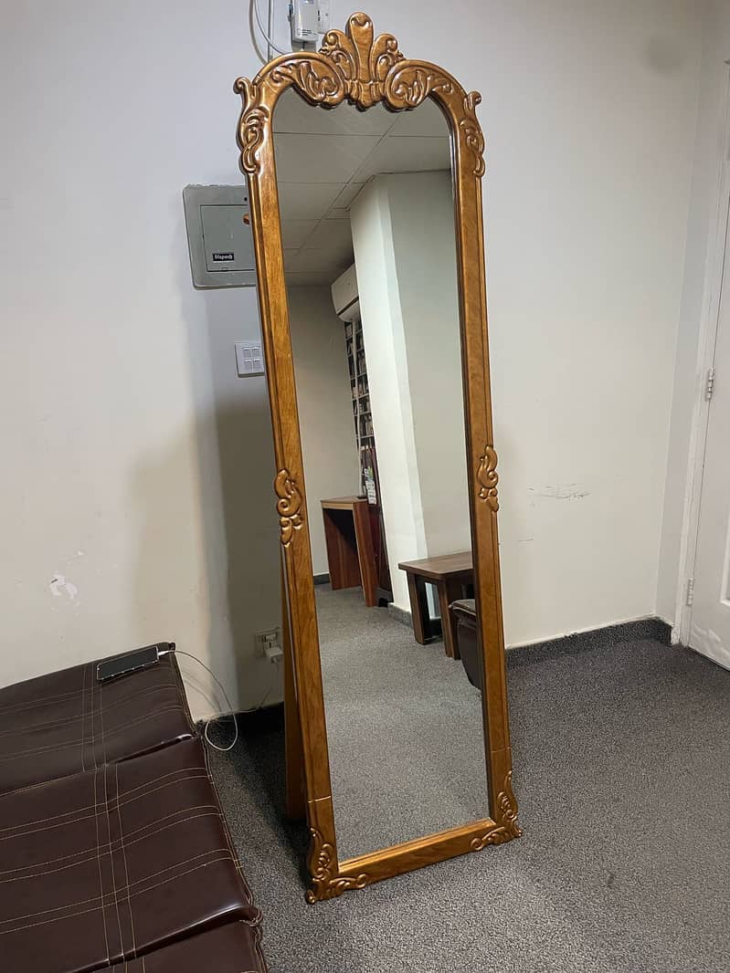 standing mirror for parlours home & Office 2/7.5 0