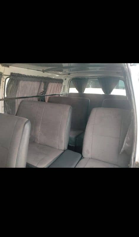 TOYOTA HIACE 2002 9