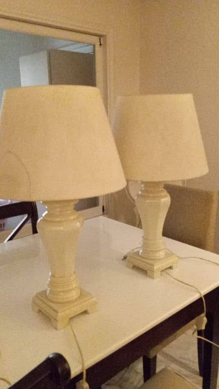 Beautiful and Excellent table lamp - get it now! 0