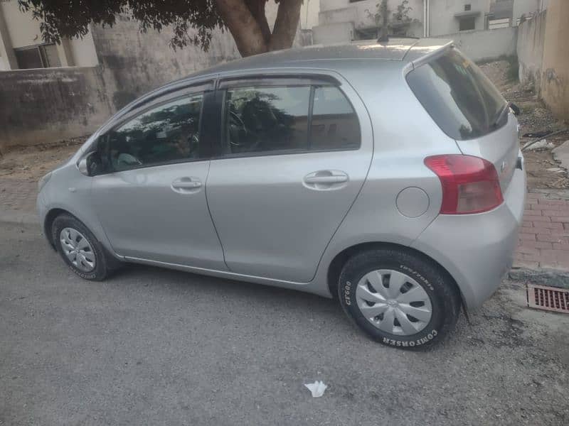 Toyota Vitz 2013 Model For Sale 3