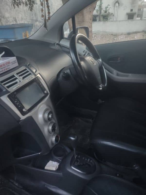 Toyota Vitz 2013 Model For Sale 15