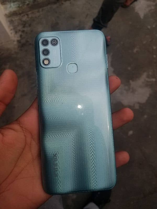 Infinix Hot 10 play/ dual PTA Approve . 4/64 GB. 3