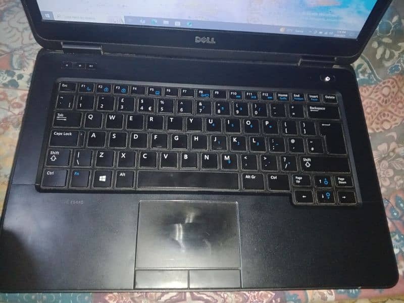 Dell Latitude E5440 2