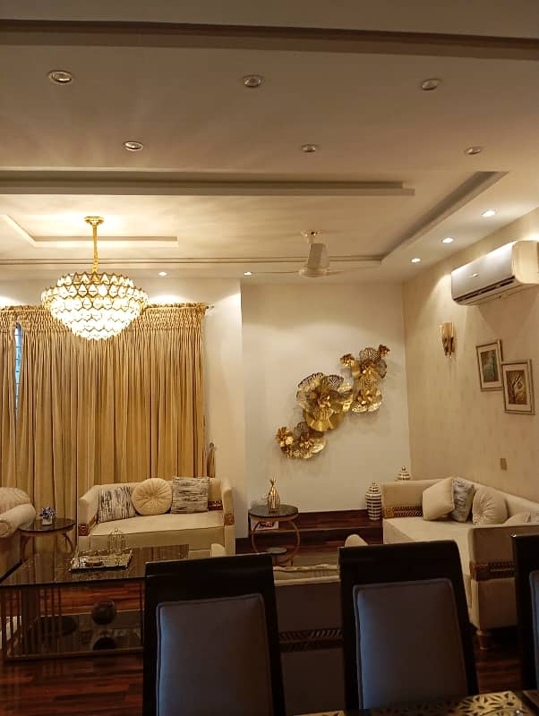 Premium 1 Kanal Luxury House For Sale 16