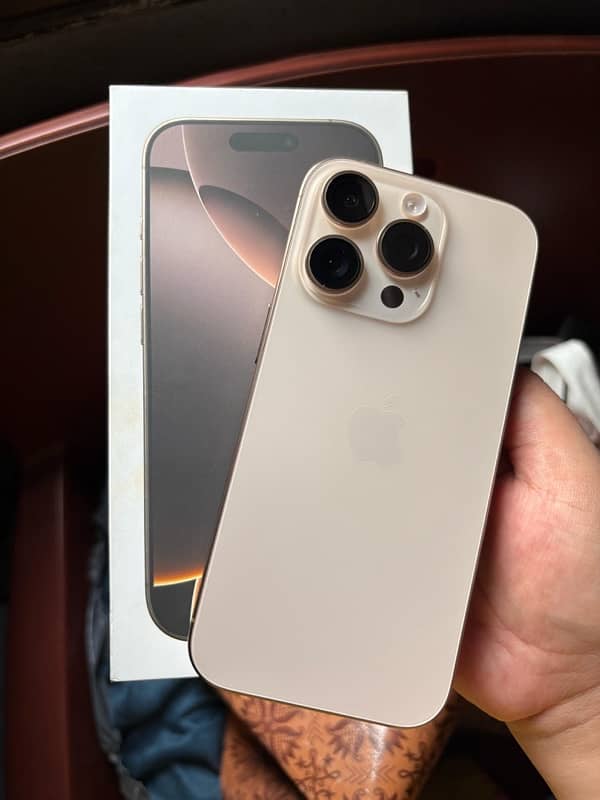 IPhone 16pro desert gold 1