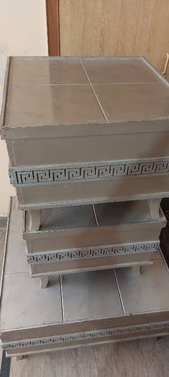 3 set table for selll serious buyer contact