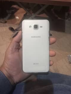 Samsung j7