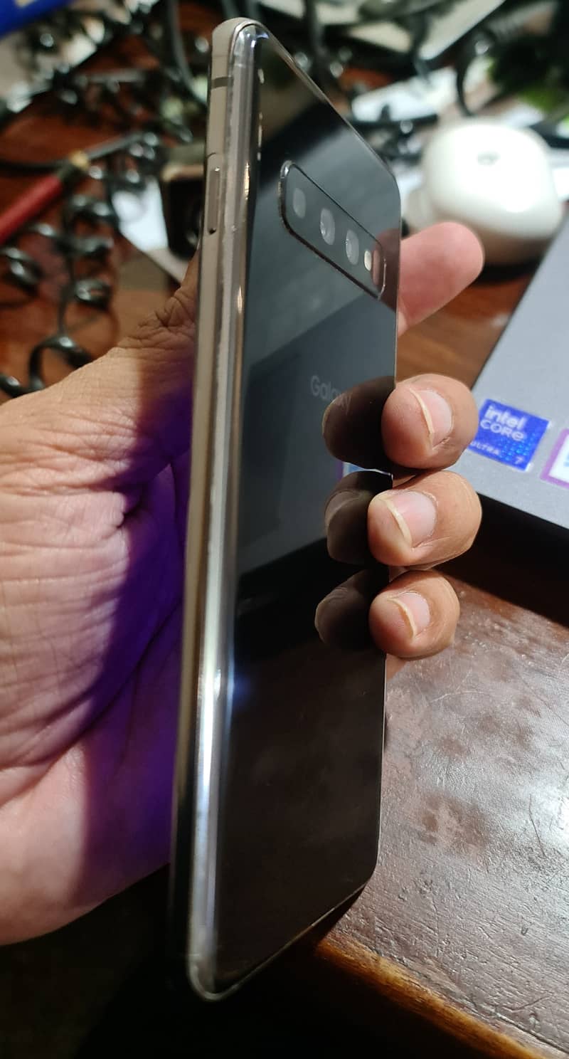 Samsung S10 Official PTA Approved 1