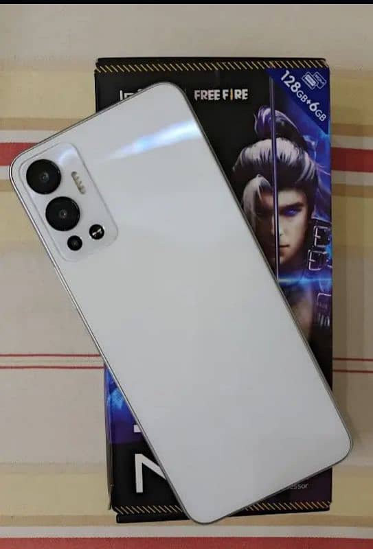 Infinix hot 12 6+5/128 10/10 condition with box for sale 0