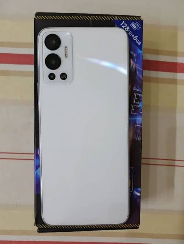 Infinix hot 12 6+5/128 10/10 condition with box for sale 1