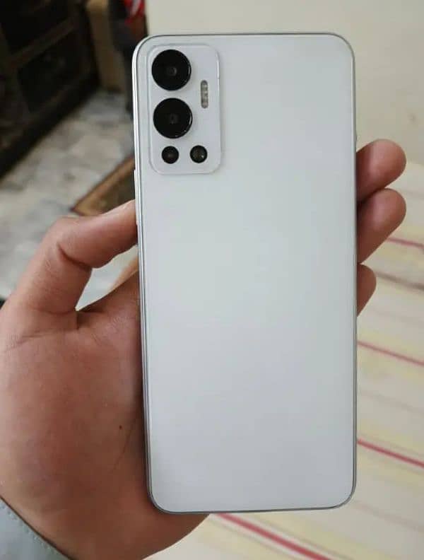 Infinix hot 12 6+5/128 10/10 condition with box for sale 4