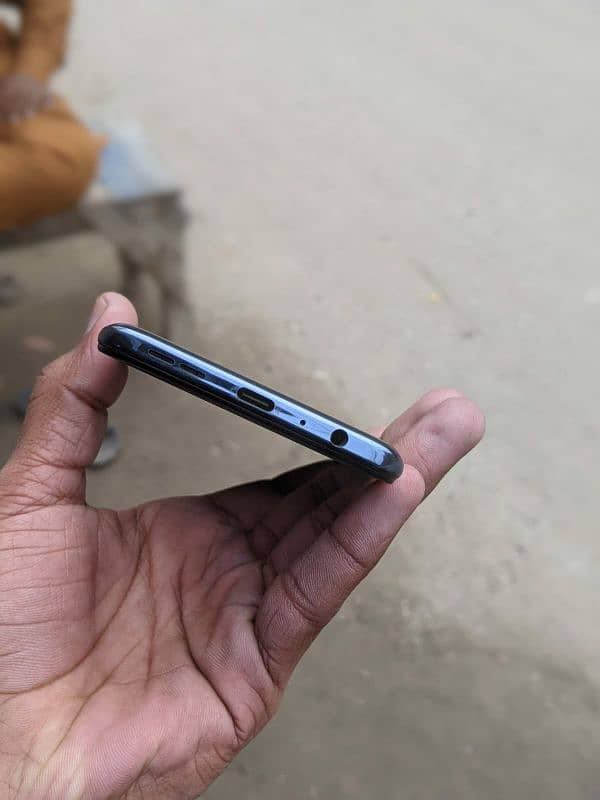 OnePlus n100 all okay Whatsapp namber 03294662755 ise pay call kar lay 2