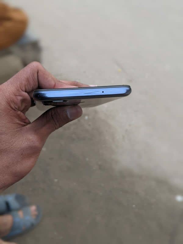 OnePlus n100 all okay Whatsapp namber 03294662755 ise pay call kar lay 3