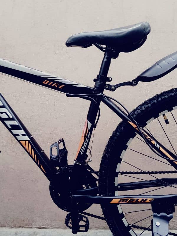 26 INCH IMPORTED GEAR CYCLE 6 MONTH USED URGENT SALE 03265153155 8