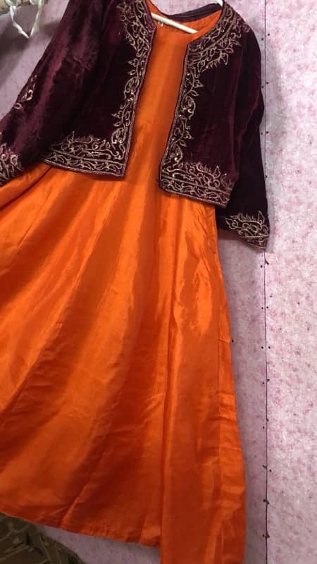 Elegant Long Orange Gown with Maroon Coti 5