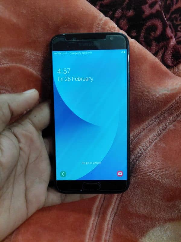 samsung J7 pro 4