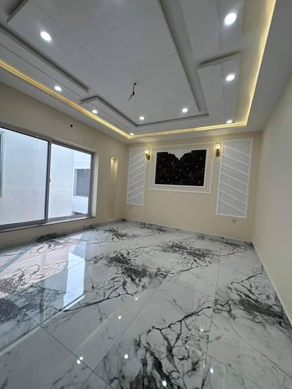 10 Marla Ultra Modern Most Elegant House For Sale In Buch Villas Multan 6