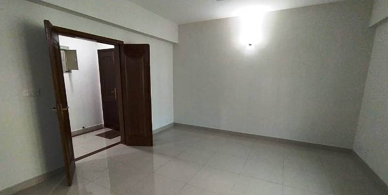 3-Bedroom New Flat For Sale In Sector B Askari 11 Lahore 4