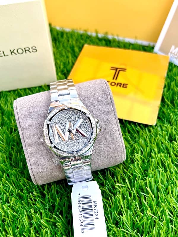 Original Michael Kors Lennox Silver Stones Women’s Watch Complete Box 1