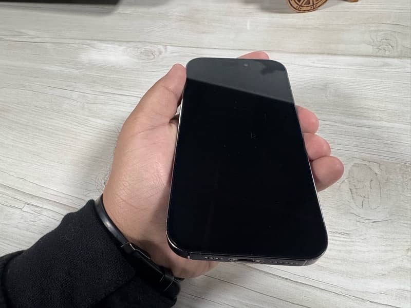 Iphone 14 Pro PTA 4