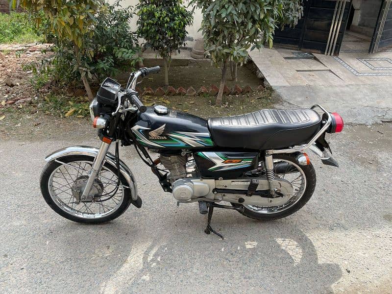 Honda CG 125 2023 6