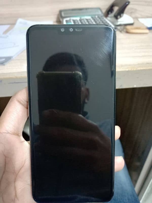 LG V40 6/64 snapdragon 845 gaming phone 0